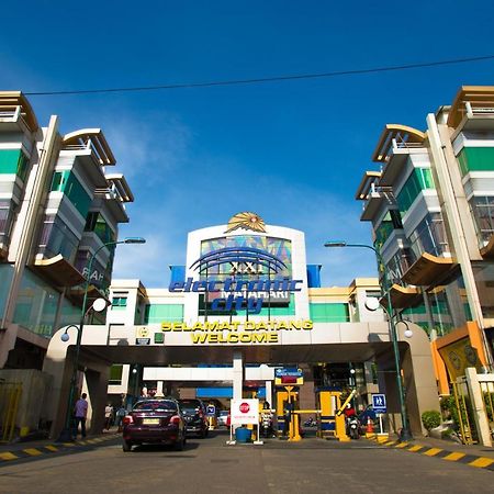 Batam Ak Hotel Nagoya Hill מראה חיצוני תמונה