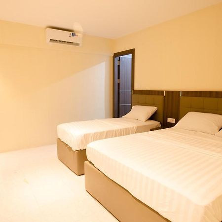 Batam Ak Hotel Nagoya Hill מראה חיצוני תמונה