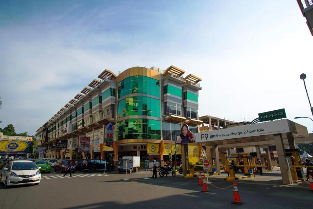 Batam Ak Hotel Nagoya Hill מראה חיצוני תמונה