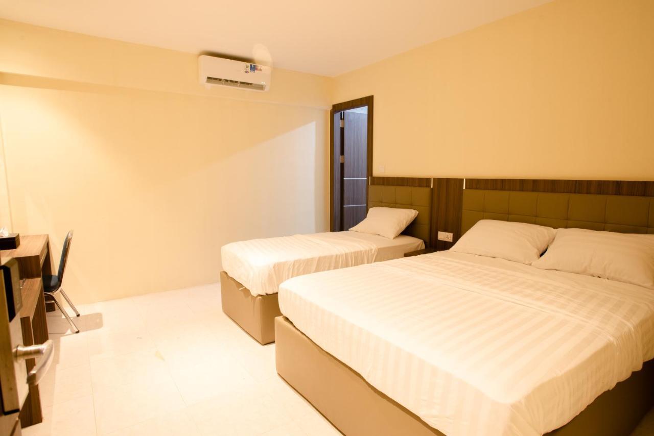 Batam Ak Hotel Nagoya Hill מראה חיצוני תמונה