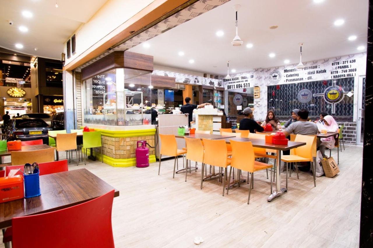 Batam Ak Hotel Nagoya Hill מראה חיצוני תמונה