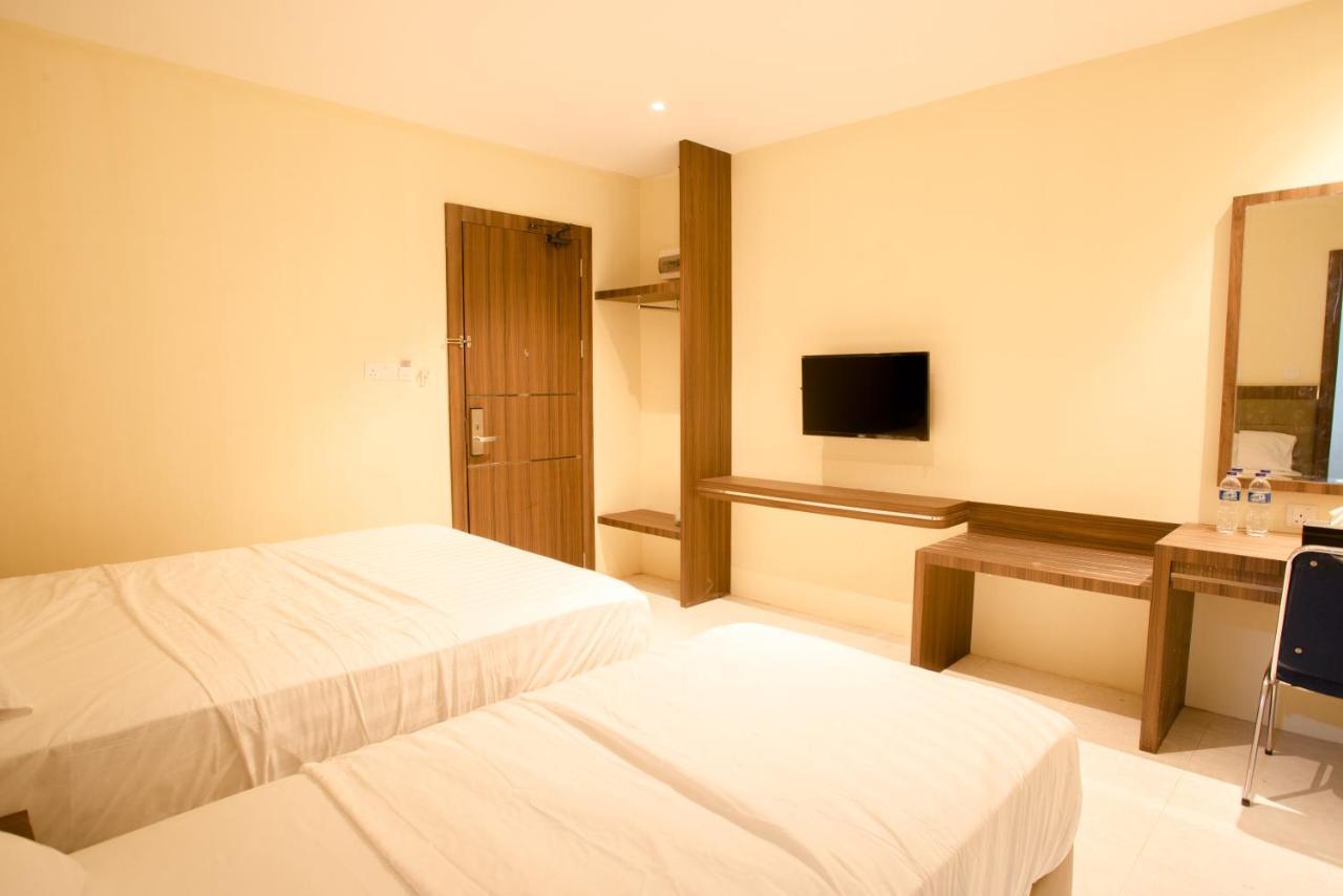 Batam Ak Hotel Nagoya Hill מראה חיצוני תמונה